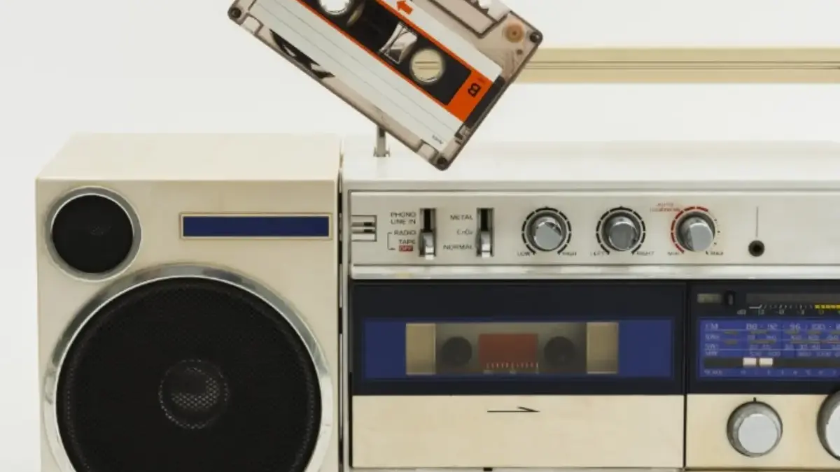 Ilustrasi radio
