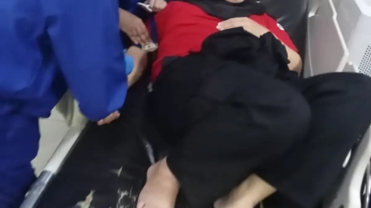 Gerak cepat dilakukan Bupati Bandung, Dadang Supriatna saat membantu warga penderita tumor rahim 12 cm