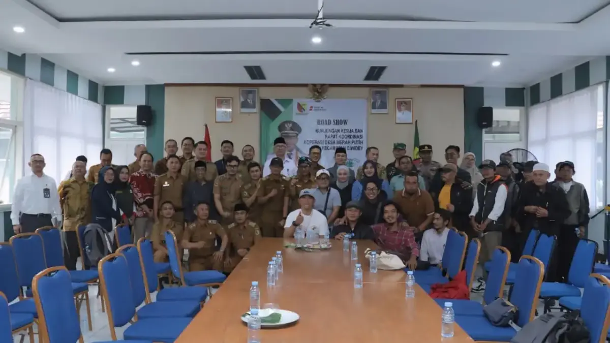Terjun Langsung ke Lapangan, Bupati Bandung Dengarkan Kendala Koperasi Merah Putih