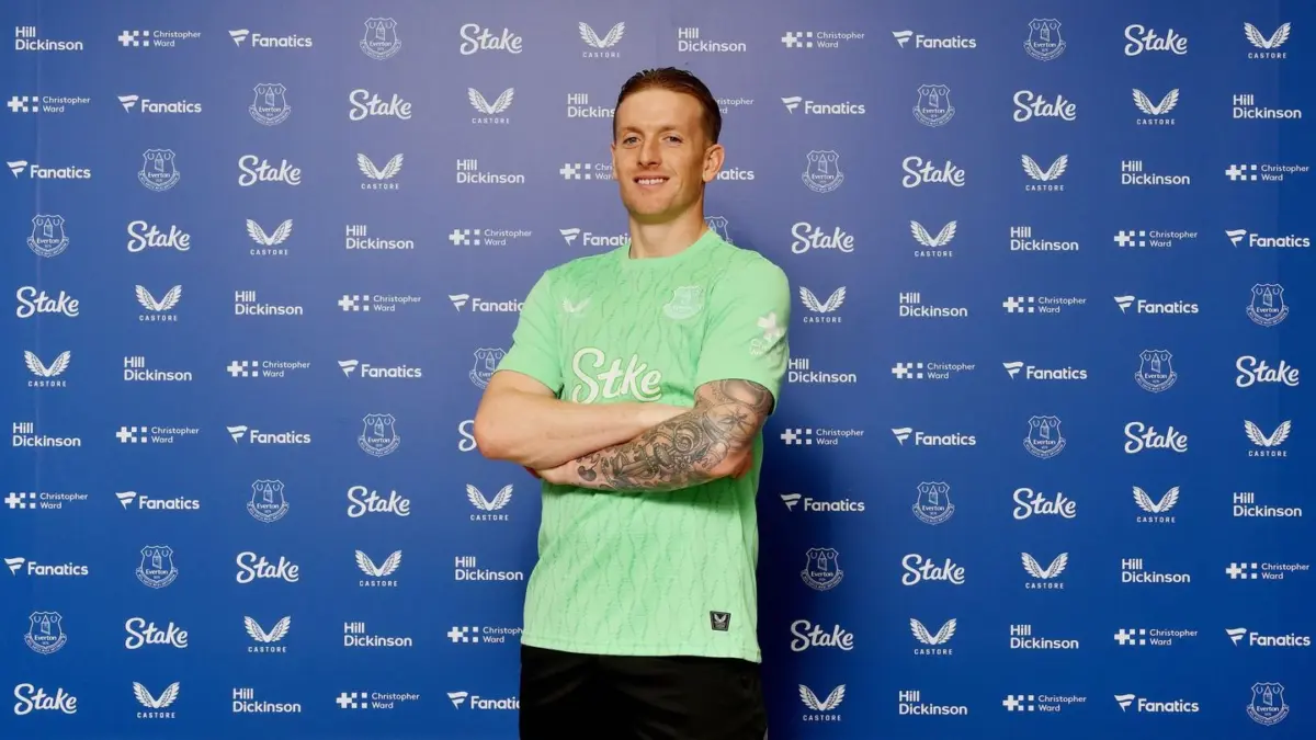 Jordan Pickford Teken Kontrak Baru, Everton Ikat hingga 2029