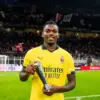 Dua Gol Rafael Leao Antar AC Milan Rebut Puncak Klasemen Liga Italia 2025