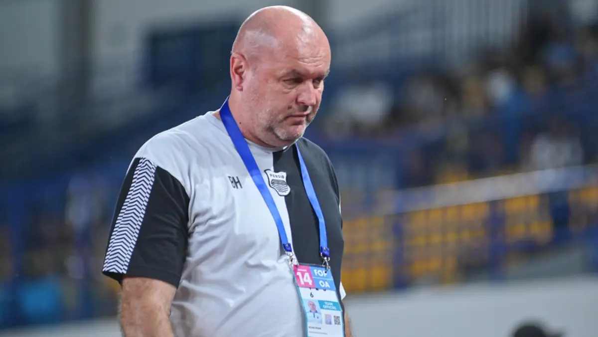 Persib dalam Tren Positif, Hodak Ingatkan Tim Tak Jemawa Jelang Lawan Persis Persib dalam Tren Positif, Hodak Ingatkan Tim Tak Jemawa Jelang Lawan Persis