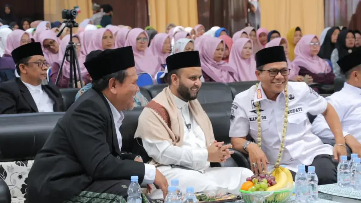 Wujudkan Generasi Berakhlakul Karimah, Bupati Bandung Resmikan Masjid di Ponpes Wasilatul Huda 