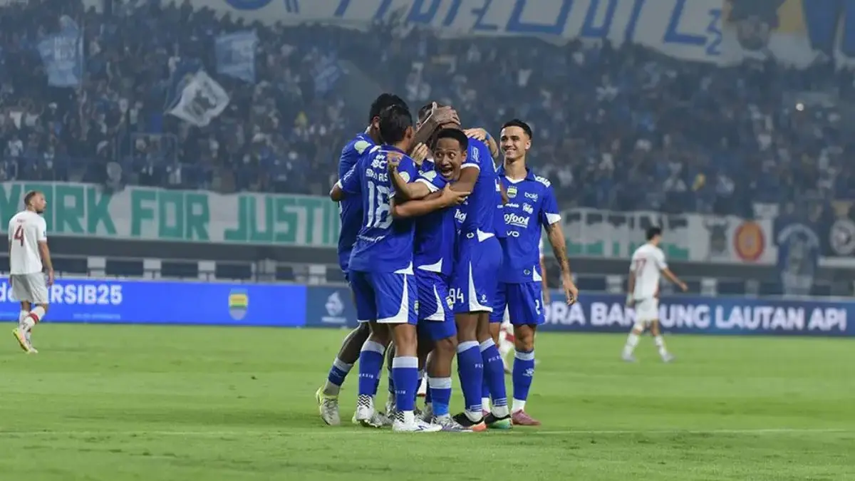 Persib Layangkan Protes Usai Tumbangkan Persis Solo Persib Bandung