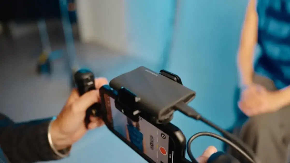 Aturan Baru di China: Gelar Sarjana Jadi Tiket Wajib bagi Para Influencer China wajibkan influencer bergelar sarjana