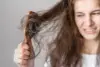 Tips Merawat Rambut Kering dan Bercabang dengan Bahan Alami di Rumah