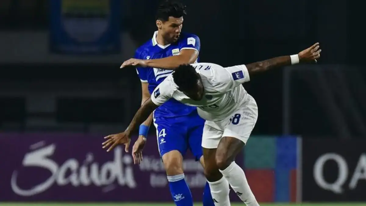 Persib Tak Tertembus! Julio Cesar Bangga dengan Tren Clean Sheet Lima Laga Beruntun