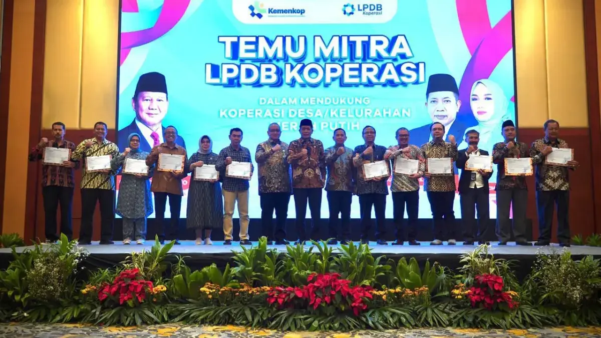 Menkop Siapkan Embrio Hub Kopdes Merah Putih Sebagai Pusat Konsolidasi dan Interkoneksi