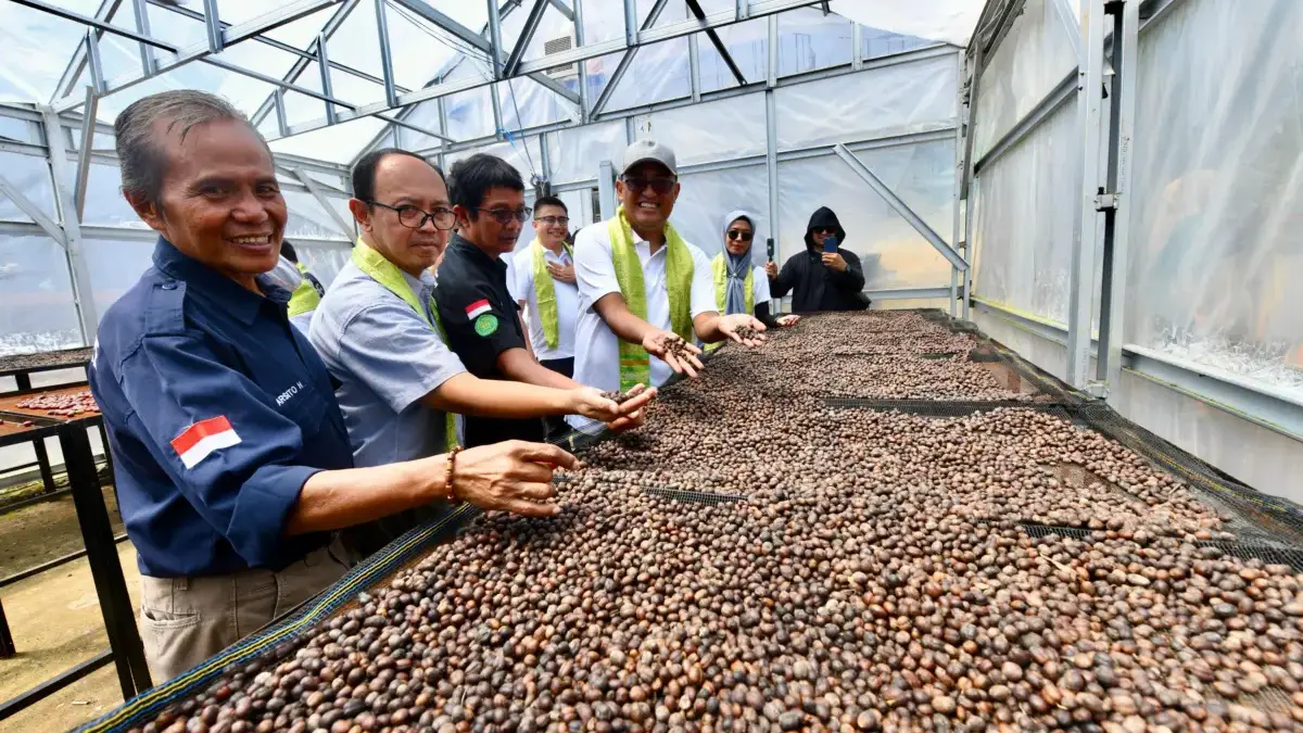 Lewat Tanggung Jawab Sosial Lingkungan, Pertamina Edukasi Keberlanjutan Energi