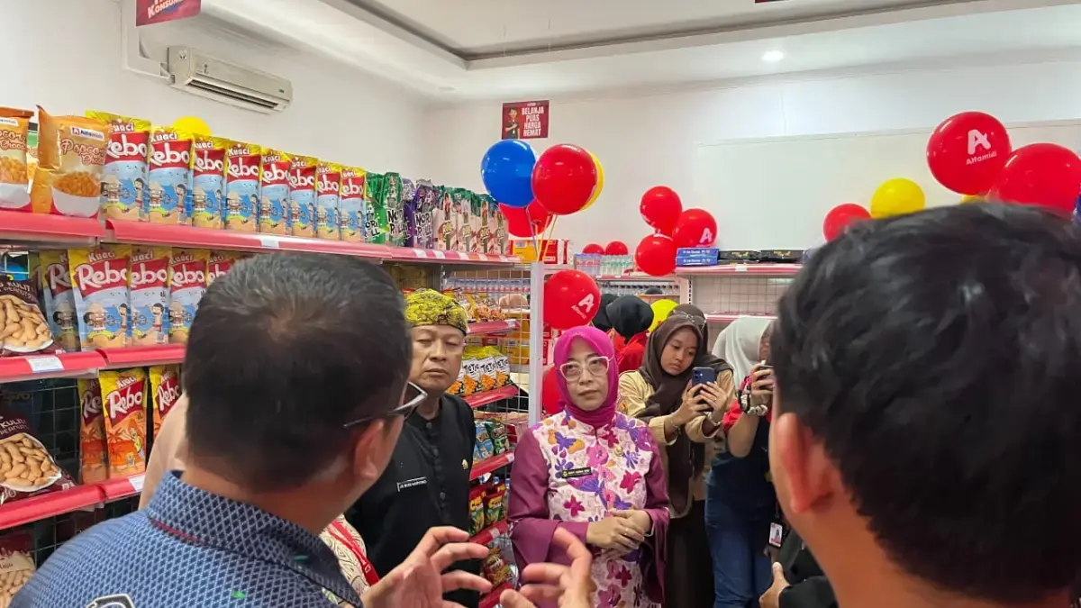 Alfamidi Perkuat Pendidikan Vokasi Lewat Teaching Factory di SMKN 3 Baleendah Alfamidi Perkuat Pendidikan Vokasi Lewat Teaching Factory di SMKN 3 Baleendah