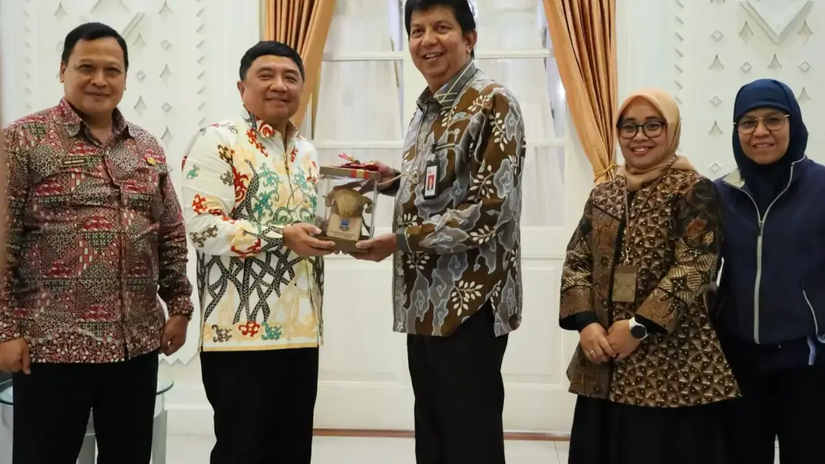 OJK Jawa Barat Memperkuat Akses Keuangan Bagi UMKM Kabupaten Garut OJK Jawa Barat Memperkuat Akses Keuangan Bagi UMKM Kabupaten Garut