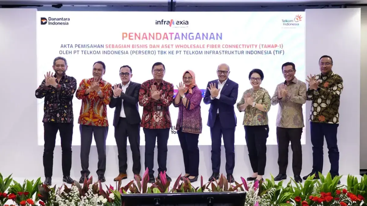 Telkom Resmi Teken Akta Spin-Off, InfraNexia Jadi Mesin Pertumbuhan Baru Infrastruktur Digital TelkomGroup Telkom Resmi Teken Akta Spin-Off, InfraNexia Jadi Mesin Pertumbuhan Baru Infrastruktur Digital TelkomGroup