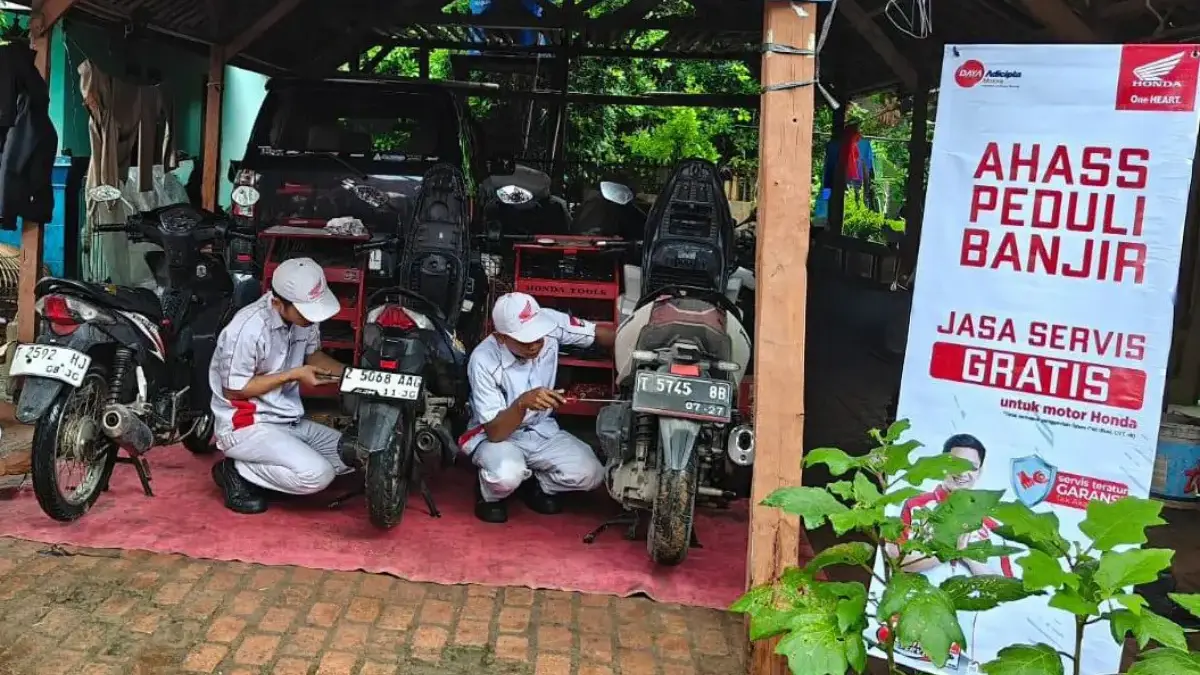AHASS Gelar Servis Gratis untuk Korban Banjir di Bekasi dan Karawang  