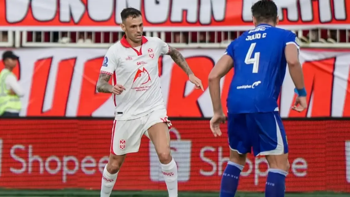 Persib vs Malut United