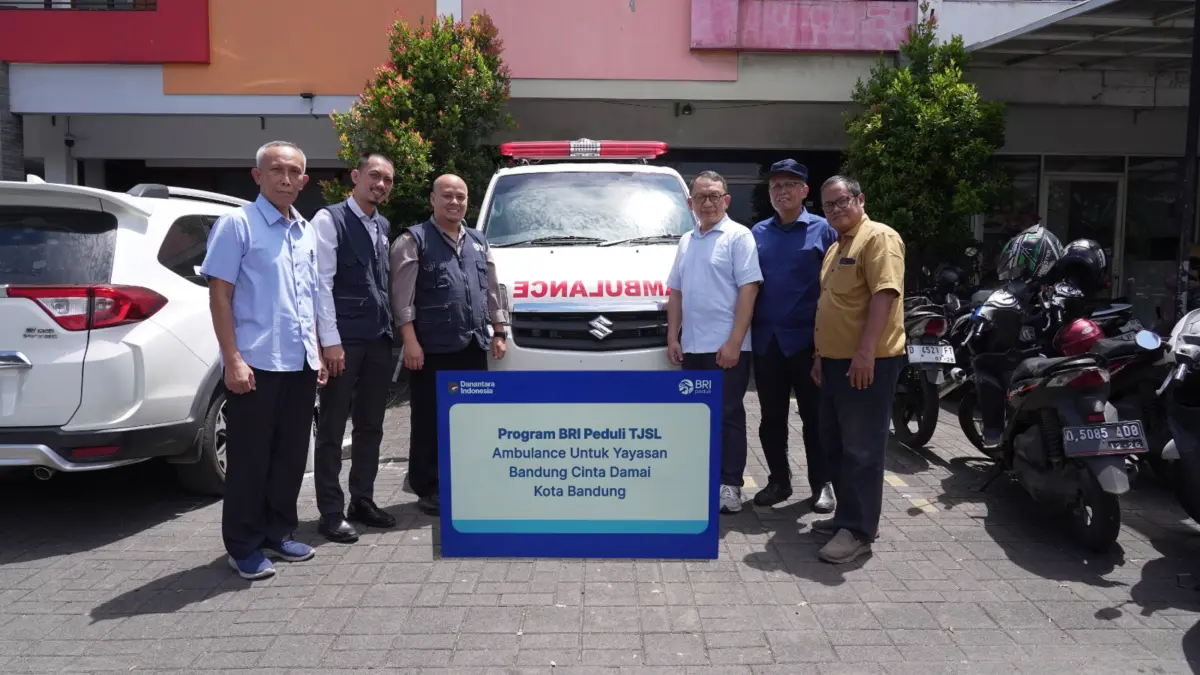 Wujudkan Kepedulian Sosial, BRI Serahkan Bantuan Ambulans untuk Yayasan Bandung Cinta Damai Wujudkan Kepedulian Sosial, BRI Serahkan Bantuan Ambulans untuk Yayasan Bandung Cinta Damai