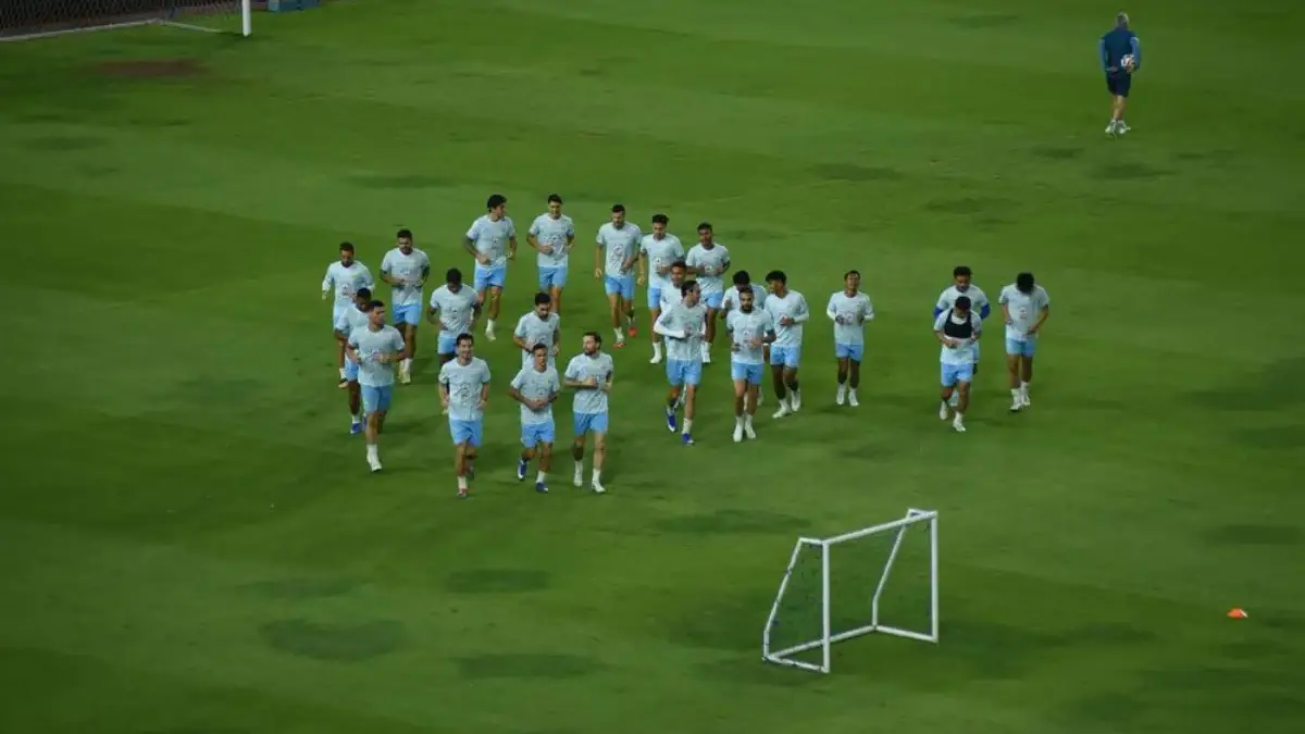 Persib vs Persik Kediri: Bojan Hodak Bakal Coret Dua Pemain Persib Bandung