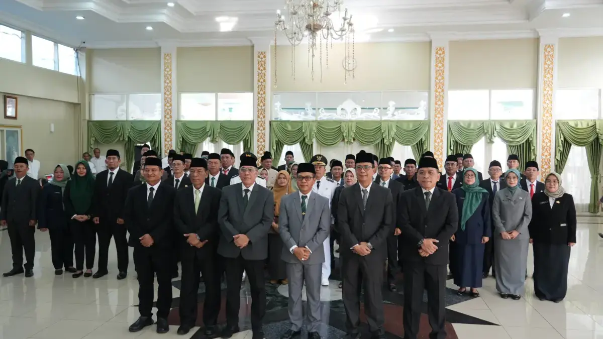 Bupati Bandung Lantik 56 Pejabat Administrator dan Pengawas