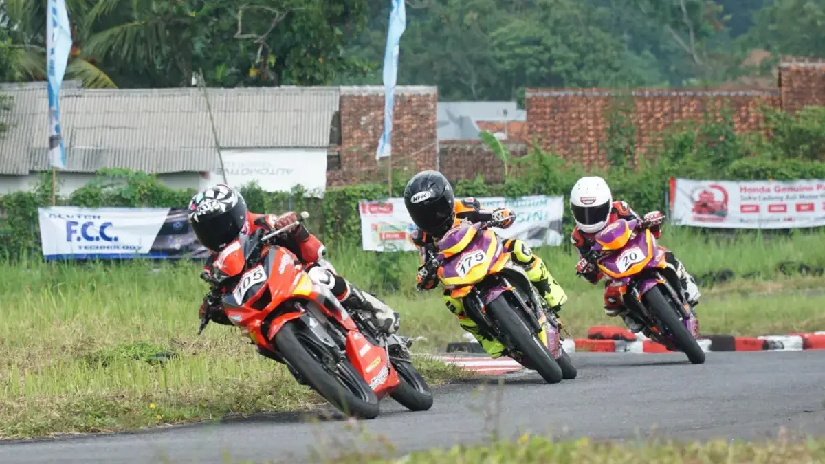 Honda Daya Jayadi Racing Team Cetak Prestasi di Astra Honda Dream Cup 2026 Honda Daya Jayadi Racing Team Cetak Prestasi di Astra Honda Dream Cup 2026