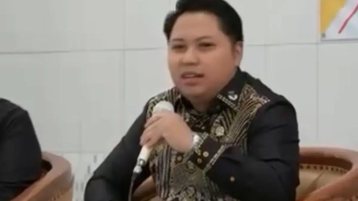 Penataan PKL dan UMKM Harus Mengedepankan Kepastian Usaha, Bukan Sekadar Penggusuran Seremonial Penataan PKL dan UMKM Harus Mengedepankan Kepastian Usaha, Bukan Sekadar Penggusuran Seremonial
