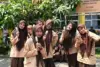 Yili Indonesia Ajak Generasi Muda Bandung Peduli Lingkungan Melalui Edukasi Daur Ulang Sampah Plastik