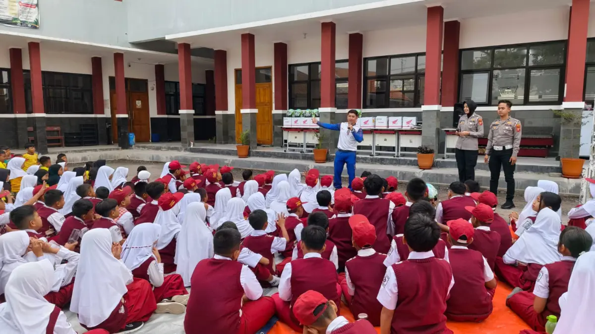 Peringati Hari Anak Nasional, Safety Riding Center DAM Bersama Polres Cimahi Edukasi Keselamatan Berkendara