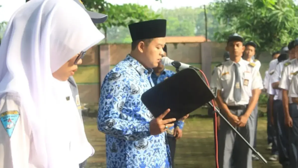 Ilustrasi sambutan guru ketika MPLS