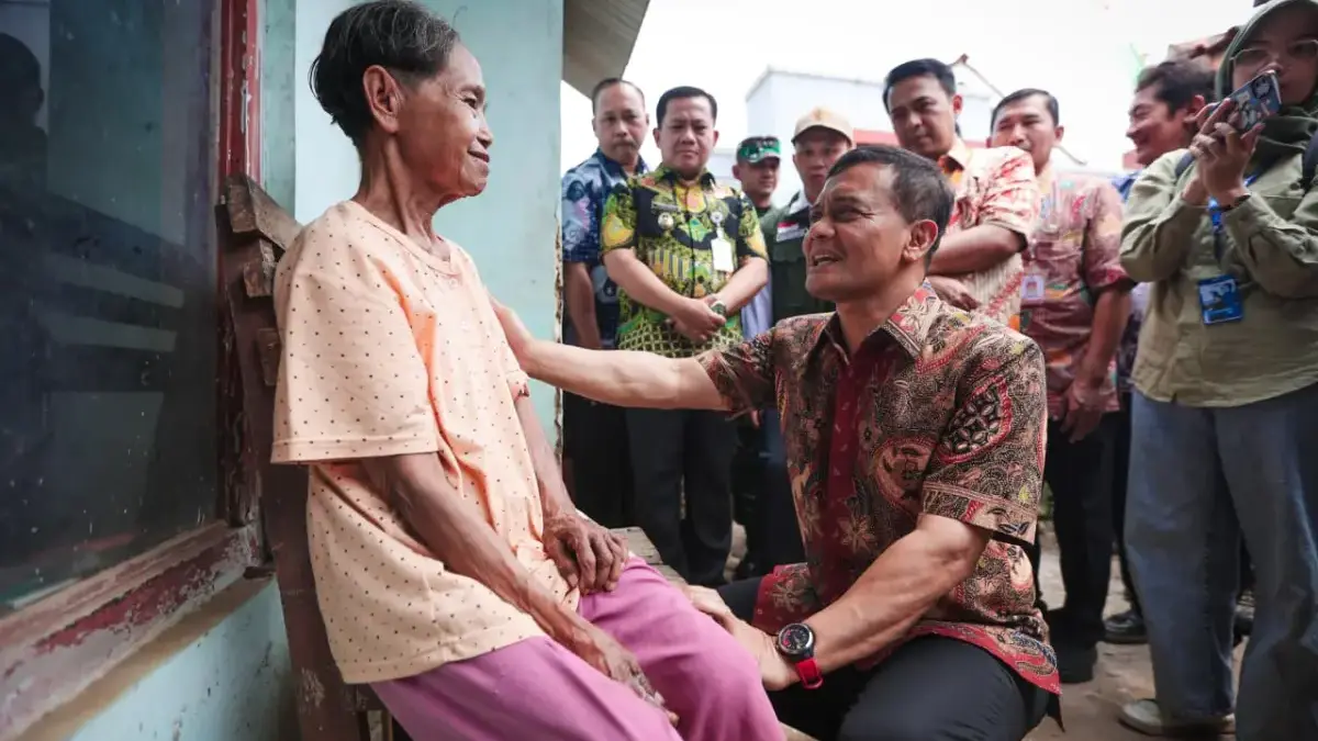 Gubernur Luthfi Turun Tangan, Bansos Lansia Korban Penyalahgunaan KTP Dipulihkan